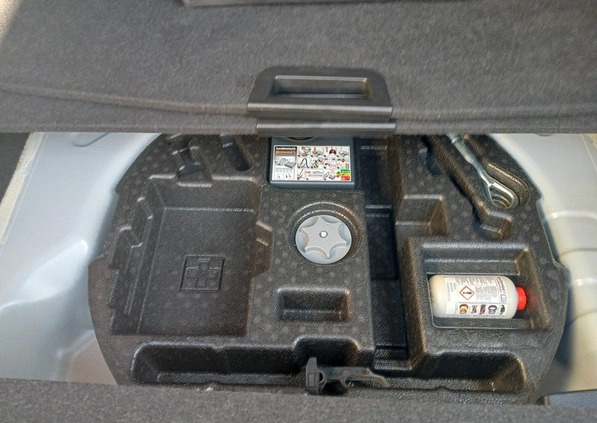 Nissan Qashqai cena 64500 przebieg: 115783, rok produkcji 2016 z Łaszczów małe 781